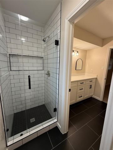 4747 Clover Street, Houston, TX 77033