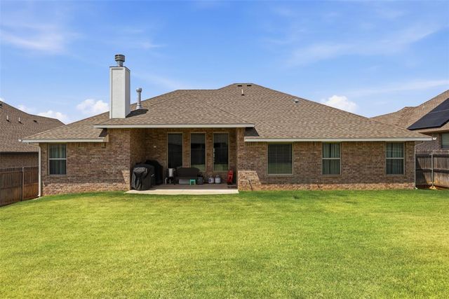 8204 NW 161st Terrace, Edmond, OK 73013