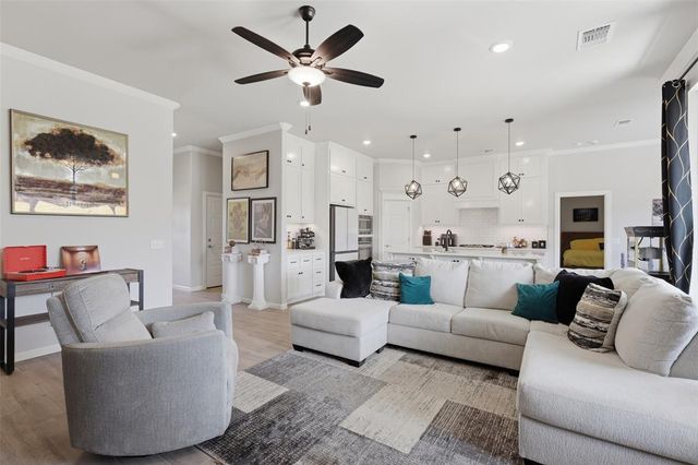 8204 NW 161st Terrace, Edmond, OK 73013