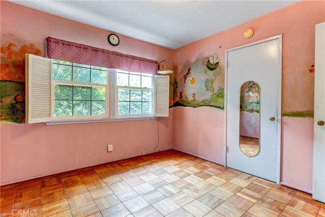 11142 Gaynor, Granada Hills, CA 91344