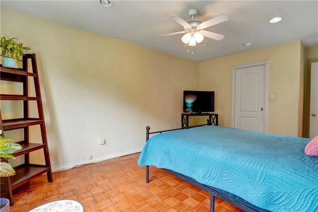 11142 Gaynor, Granada Hills, CA 91344