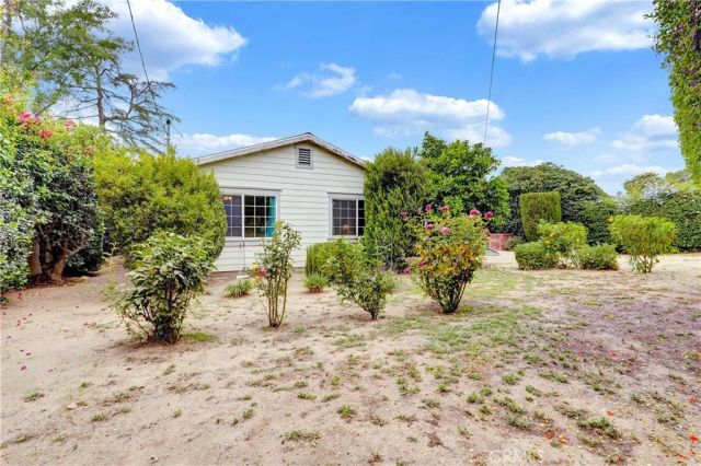 11142 Gaynor, Granada Hills, CA 91344