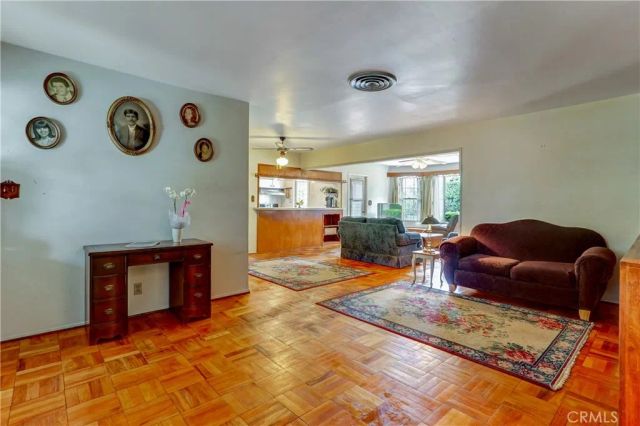 11142 Gaynor, Granada Hills, CA 91344