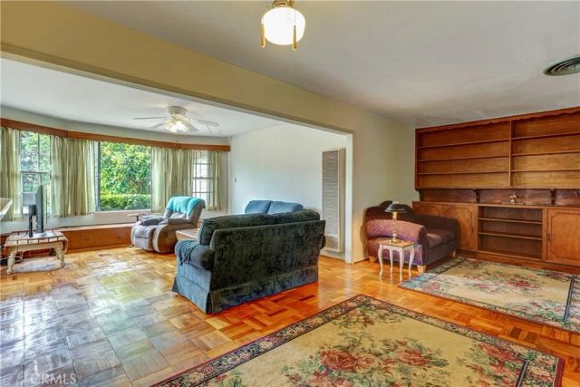 11142 Gaynor, Granada Hills, CA 91344