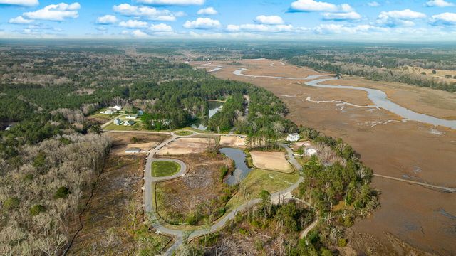 240 Castle Hill Drive, Yemassee, SC 29945