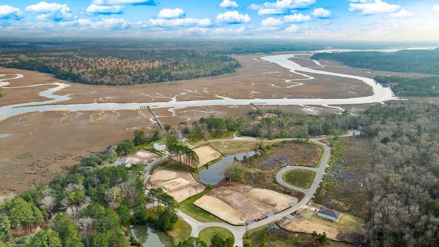 240 Castle Hill Drive, Yemassee, SC 29945