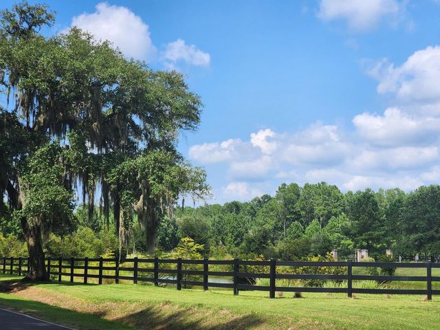 240 Castle Hill Drive, Yemassee, SC 29945