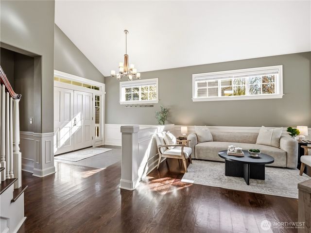 23919 SE 8th Place, Sammamish, WA 98075