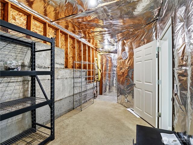 23919 SE 8th Place, Sammamish, WA 98075