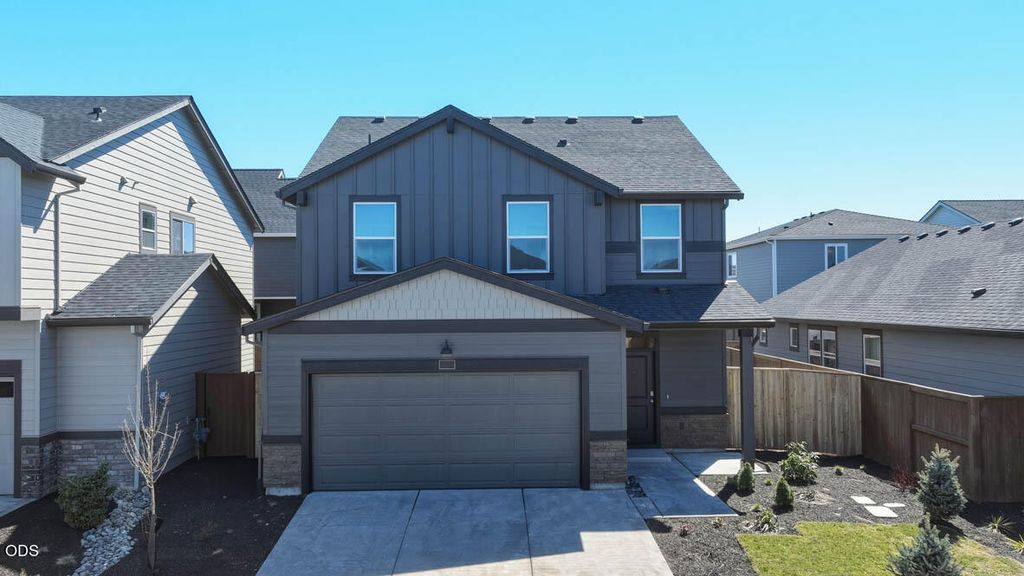 21241 SE Pelee Drive, Bend, OR 97702