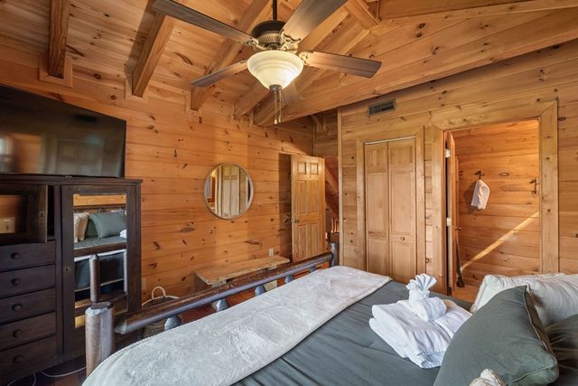258 Dupont Drive, Blue Ridge, GA 30522