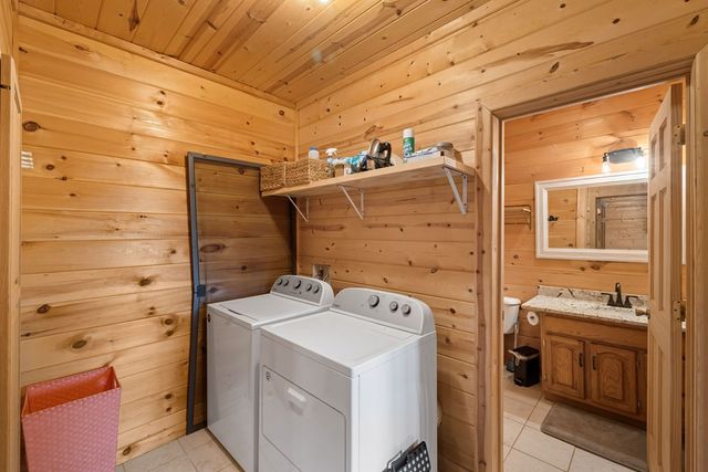 258 Dupont Drive, Blue Ridge, GA 30522