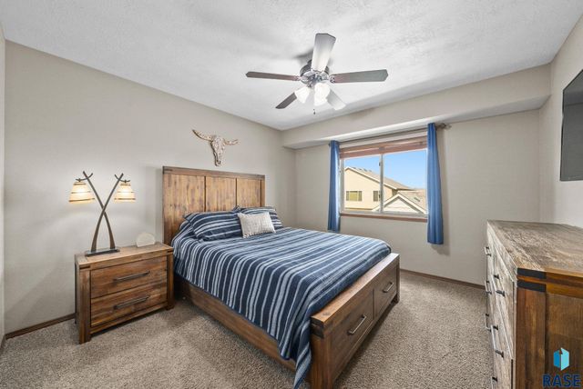 4812 S Tribbey Trl, Sioux Falls, SD 57106