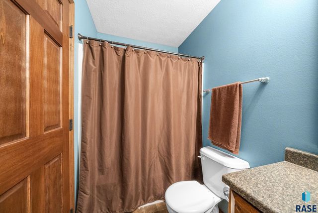4812 S Tribbey Trl, Sioux Falls, SD 57106