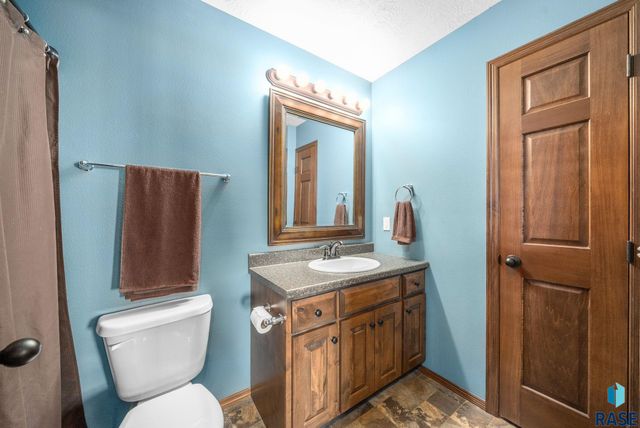 4812 S Tribbey Trl, Sioux Falls, SD 57106