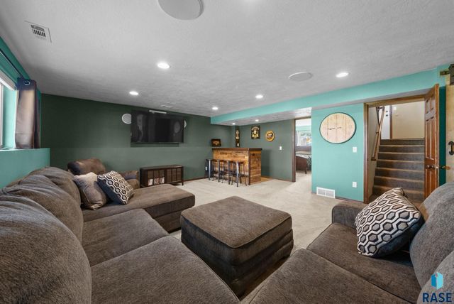 4812 S Tribbey Trl, Sioux Falls, SD 57106