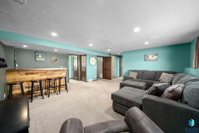 4812 S Tribbey Trl, Sioux Falls, SD 57106
