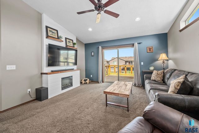 4812 S Tribbey Trl, Sioux Falls, SD 57106