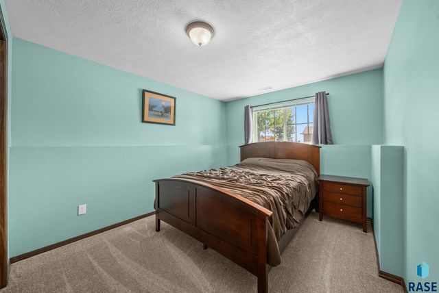 4812 S Tribbey Trl, Sioux Falls, SD 57106