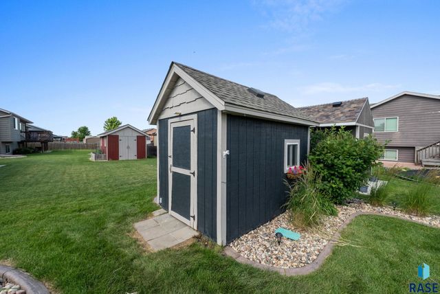 4812 S Tribbey Trl, Sioux Falls, SD 57106