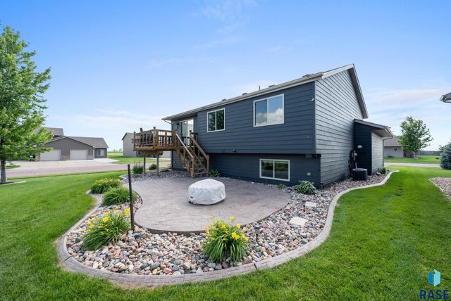 4812 S Tribbey Trl, Sioux Falls, SD 57106