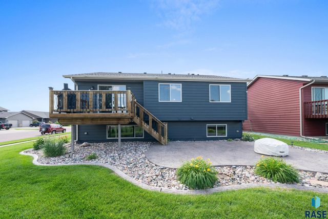 4812 S Tribbey Trl, Sioux Falls, SD 57106