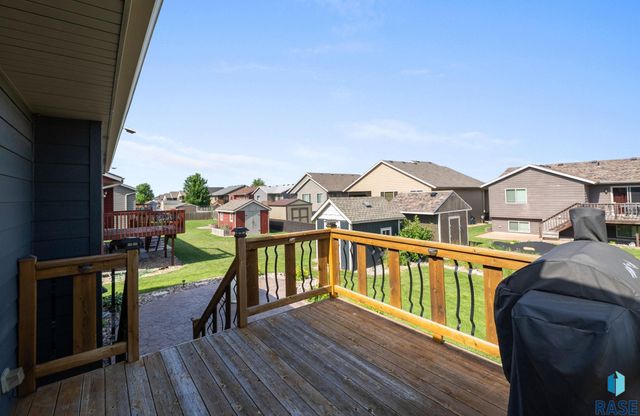 4812 S Tribbey Trl, Sioux Falls, SD 57106
