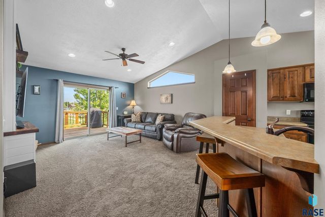 4812 S Tribbey Trl, Sioux Falls, SD 57106