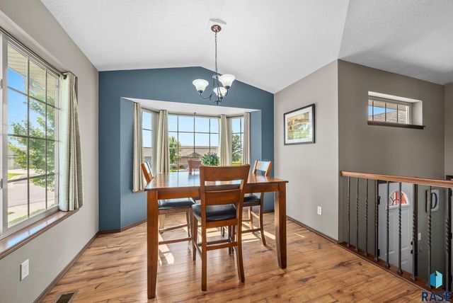 4812 S Tribbey Trl, Sioux Falls, SD 57106