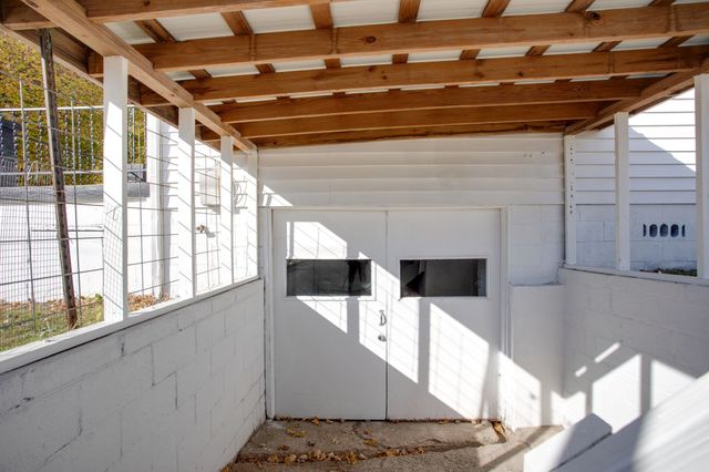 804 Brown St, Columbia, TN 38401