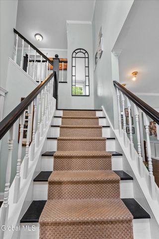 17 Kimberly Lane, Queensbury, NY 12804