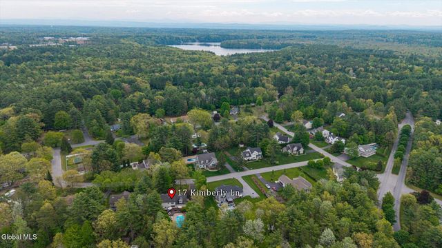 17 Kimberly Lane, Queensbury, NY 12804