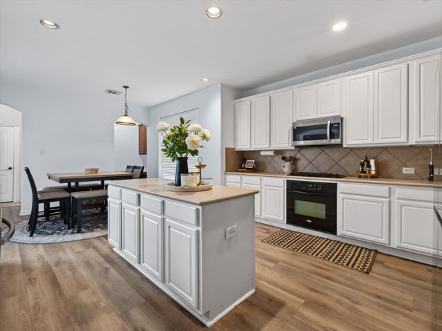 14731 Snowshill Drive, Frisco, TX 75035