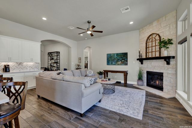 1181 HAMMOCK GLN, New Braunfels, TX 78132