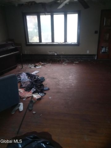 458 Ontario Street, Albany, NY 12208