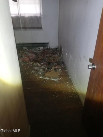 458 Ontario Street, Albany, NY 12208