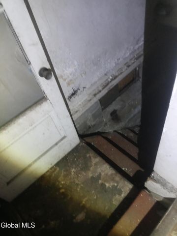 458 Ontario Street, Albany, NY 12208