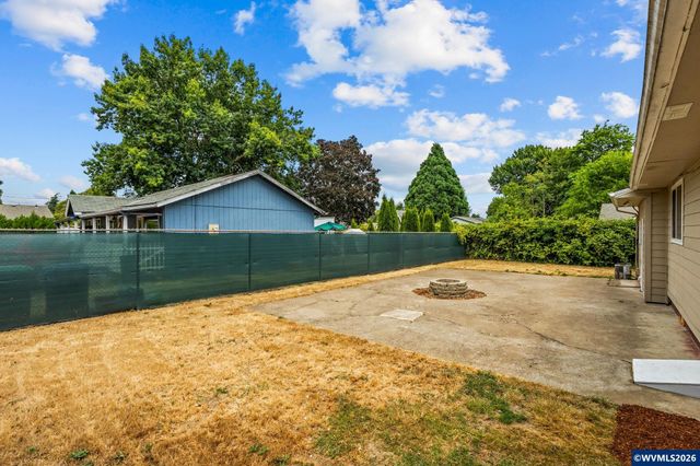 389 Apple Blossom Av N, Keizer, OR 97303