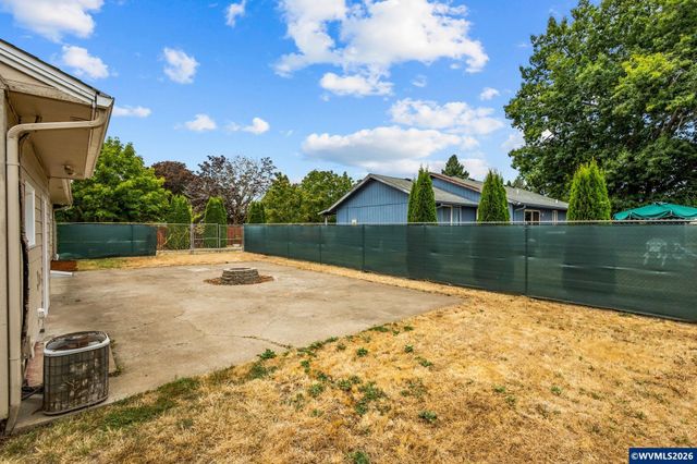 389 Apple Blossom Av N, Keizer, OR 97303