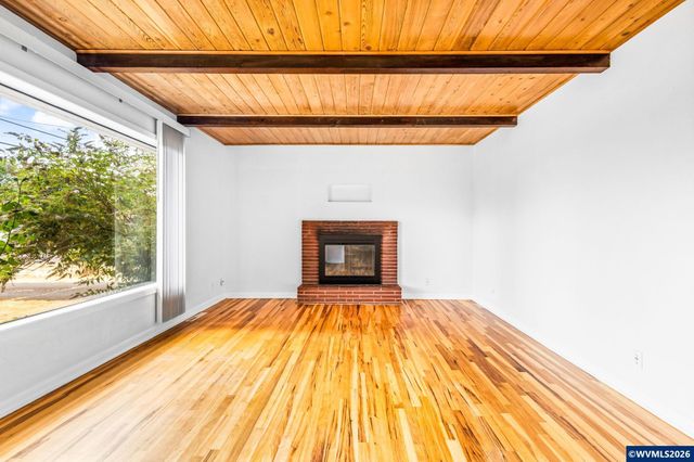 389 Apple Blossom Av N, Keizer, OR 97303