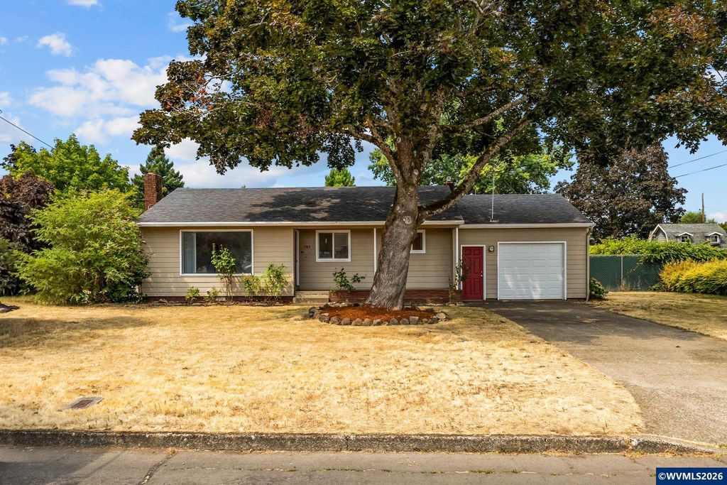 389 Apple Blossom Av N, Keizer, OR 97303