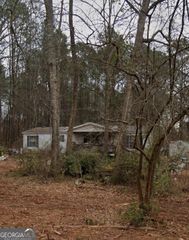 145 Southern Shores Road, Jackson, GA 30233