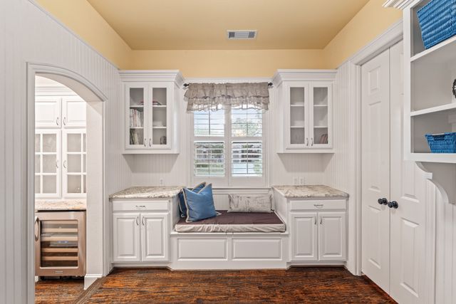 600 Joshua Road, Lantana, TX 76226