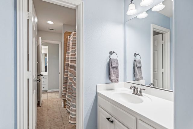 600 Joshua Road, Lantana, TX 76226