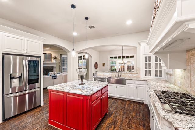 600 Joshua Road, Lantana, TX 76226