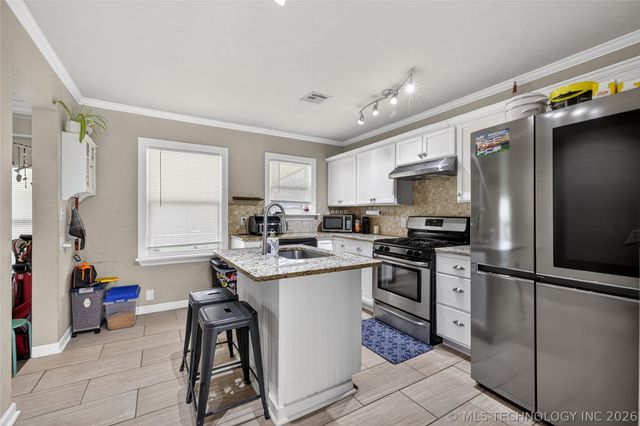 903 S Richmond Avenue, Tulsa, OK 74112