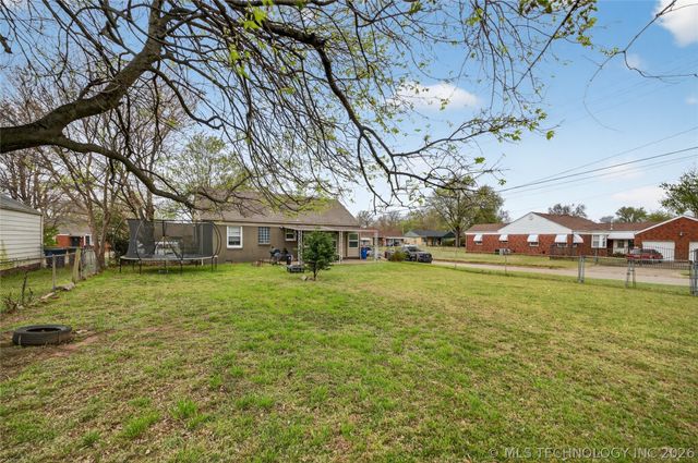 903 S Richmond Avenue, Tulsa, OK 74112