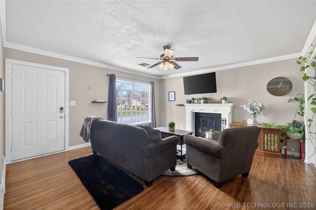 903 S Richmond Avenue, Tulsa, OK 74112