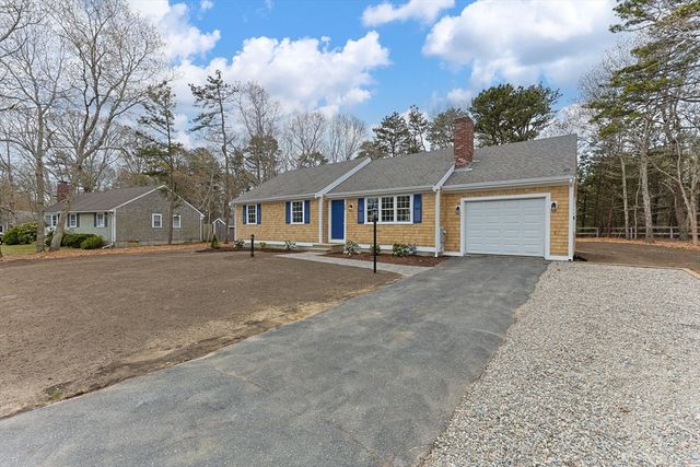 29 Timber Lane, Dennis, MA 02641