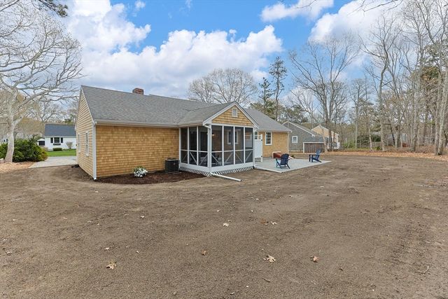 29 Timber Lane, Dennis, MA 02641